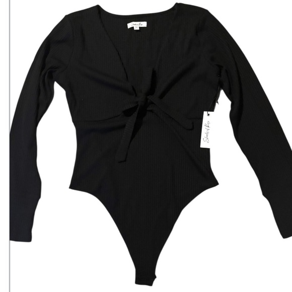 Shades of Rose Long Sleeve Ribbed Bodysuit with Bow NWT - Picture 1 of 3